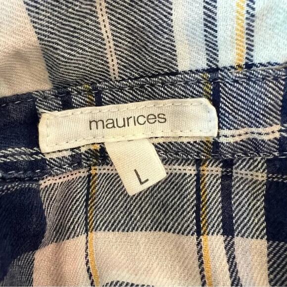 Maurice’s Plaid Sleeveless Button Up Top - Picture 4 of 4